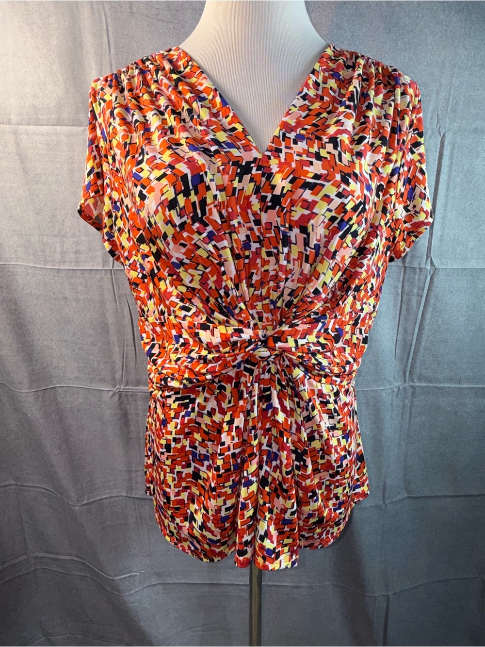 1421-Cato Multicolor V-Neck Twist-Front Printed Blouse